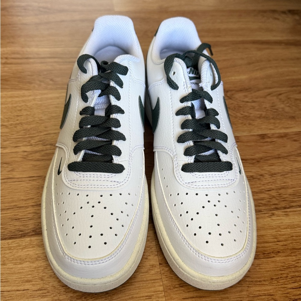 Nike White Sneakers with Dark Green Swoosh - Picture 2 of 4
